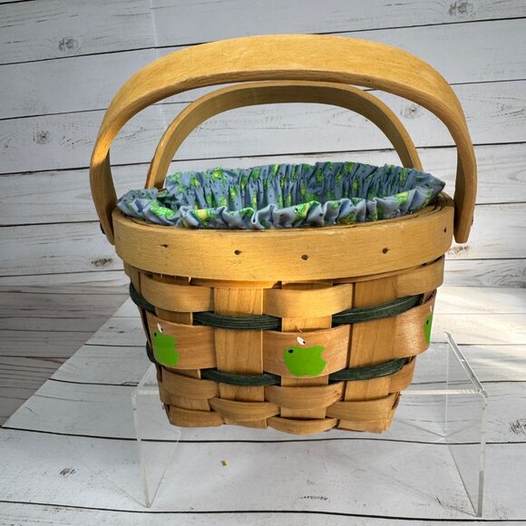 Handmade Woven Basket with Handles - Painted Frogs & Frog Print Liner 9" x 6 1/2 - Picture 2 of 10